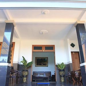 Puri Kusuma Guest House Tabanan  Exterior photo