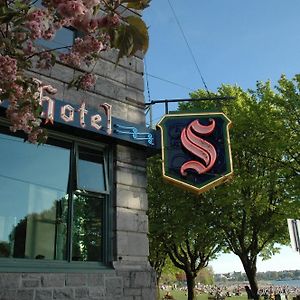 The Sylvia Hotel Vancouver Exterior photo