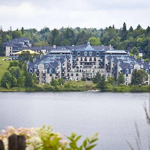 Hotel Le Chantecler Sainte-Adele Exterior photo