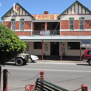 Maclean Hotel Exterior photo