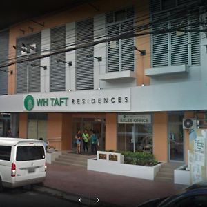 Titan 22P Condo At Wh Taft Residences Manila Exterior photo