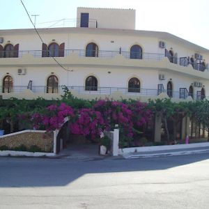 Lefka Hotel Kolymbari Exterior photo