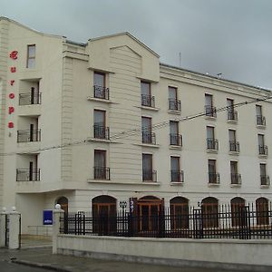 Hotel Europa Ploiesti Exterior photo