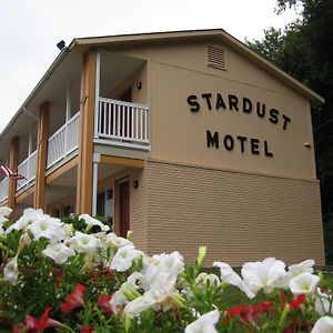 Stardust Motel North Stonington Exterior photo