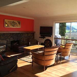 Lakeview Holiday Home Rotorua Exterior photo