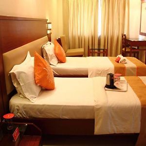 Oyo Rooms Dhole Patil Road Pune Exterior photo