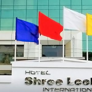 Hotel Shree Leela International Manmad Exterior photo