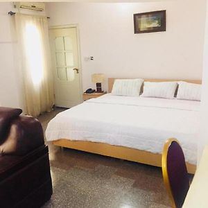 Rm Suites Lagos Exterior photo