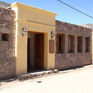 Casa De Piedra Hotel Purmamarca Exterior photo