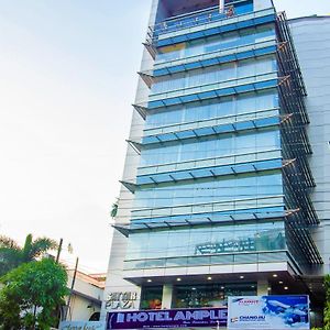 Hotel Ample Dhaka Exterior photo