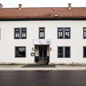 Landgasthaus Queen Victoria Stadtilm Exterior photo