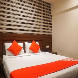 Oyo Flagship 15614 Hotel Olive Pune Exterior photo