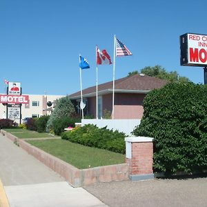 Red Coat Inn Motel Fort Macleod Exterior photo