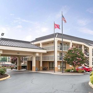 Quality Inn Merchants Drive Knoxville Exterior photo