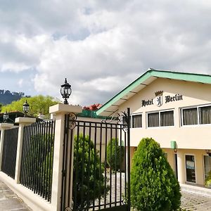 Hotel Berlin San Salvador Exterior photo