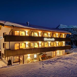 Muntanella Hotel Lech am Arlberg Exterior photo