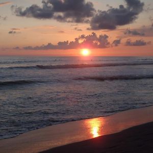 Moon Bridge Beach Resort Matara Exterior photo