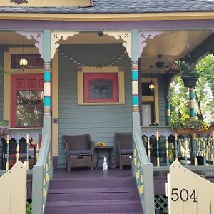 The Mardi Gras House Bed & Breakfast Mobile Exterior photo