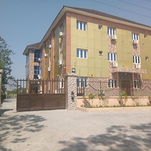 Pameec Luxury Suites Lokogoma Abuja Exterior photo