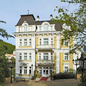 Hotel Vila Livia Karlovy Vary Exterior photo
