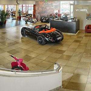 V8 Hotel Motorworld Region Stuttgart Boeblingen Exterior photo