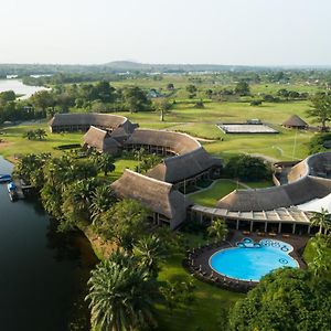 The Royal Senchi Hotel And Resort Akosombo Exterior photo
