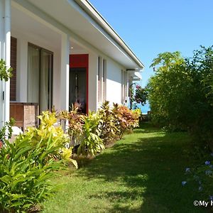 Maere Villa - Tahiti - Luxury, Pool & Lagoon Front In Punaauia - 2 Pers Exterior photo