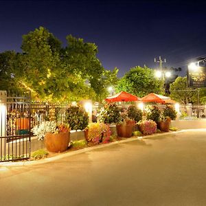 The Stirling Arms Hotel Perth Exterior photo