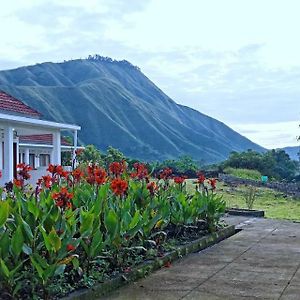 Rinjani Hill Hotel Sembalunlawang Exterior photo