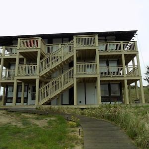 Sand & Beach Within Reach North Truro Exterior photo