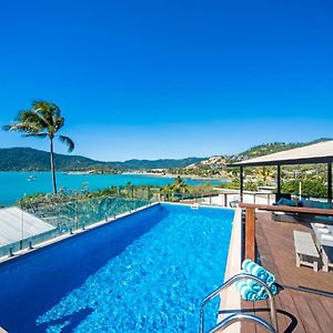 Oasis On Oceanview - Airlie Beach Exterior photo