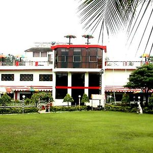Palm Village Resort Kolkata Exterior photo
