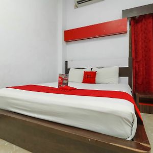 Reddoorz @ Jembatan Megawati Hotel Manado Exterior photo