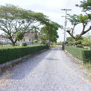 Dokjan Resort Nakhon Si Thammarat Exterior photo