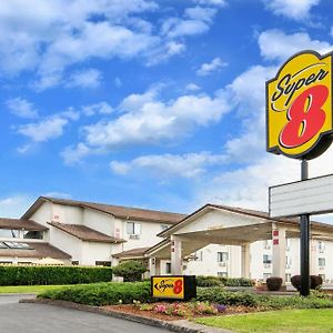 Super 8 By Wyndham Salem Hotel Exterior photo