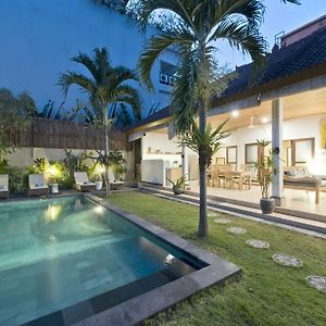 Villa Star Seminyak  Exterior photo