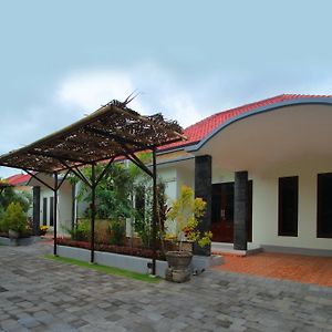 Alamanda Town House Denpasar  Exterior photo
