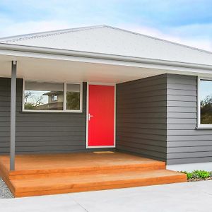 Rainbow Selfservice Ensuite Christchurch Exterior photo