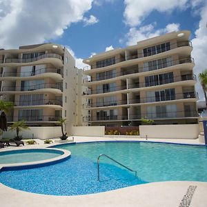 Near Airport - 3 Bedrooms - Ideal For Families! Cancun Exterior photo