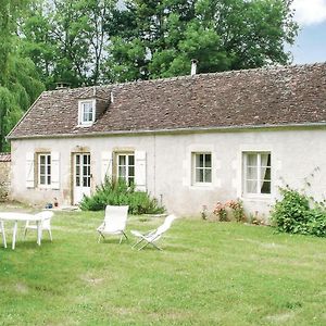 Nice Home In St, Jean Aux Amognes With Kitchen Saint-Sulpice  Exterior photo