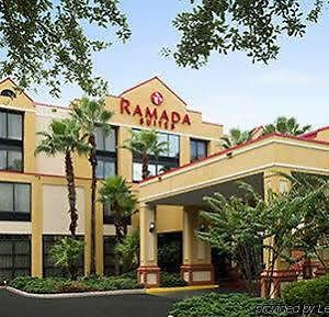 Ramada By Wyndham Suites Orlando Airport Exterior photo
