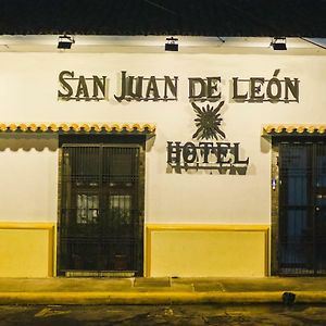 Hotel San Juan De Leon Exterior photo