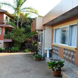 Comfort Hotel Entebbe Lyamutundwe Exterior photo