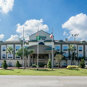 Holiday Inn Express Houston-Alvin, An Ihg Hotel Exterior photo