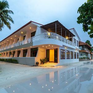 Crystal Sands Villa Maafushi Exterior photo
