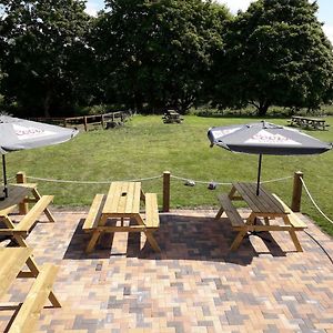 Newton Brewery Inn Middlewich Exterior photo