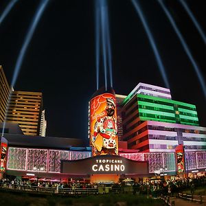 Tropicana Casino And Resort Atlantic City Exterior photo