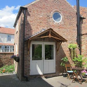 Carpenter'S Cottage Pocklington Exterior photo