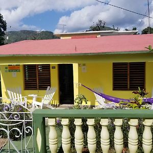 Casa Yurkenia Y Lila Hotel Vinales Exterior photo