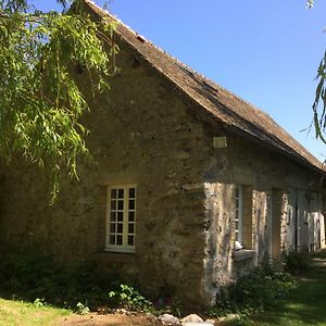 La Chambree Des Colombes Sainte-Colombe-pres-Vernon Exterior photo